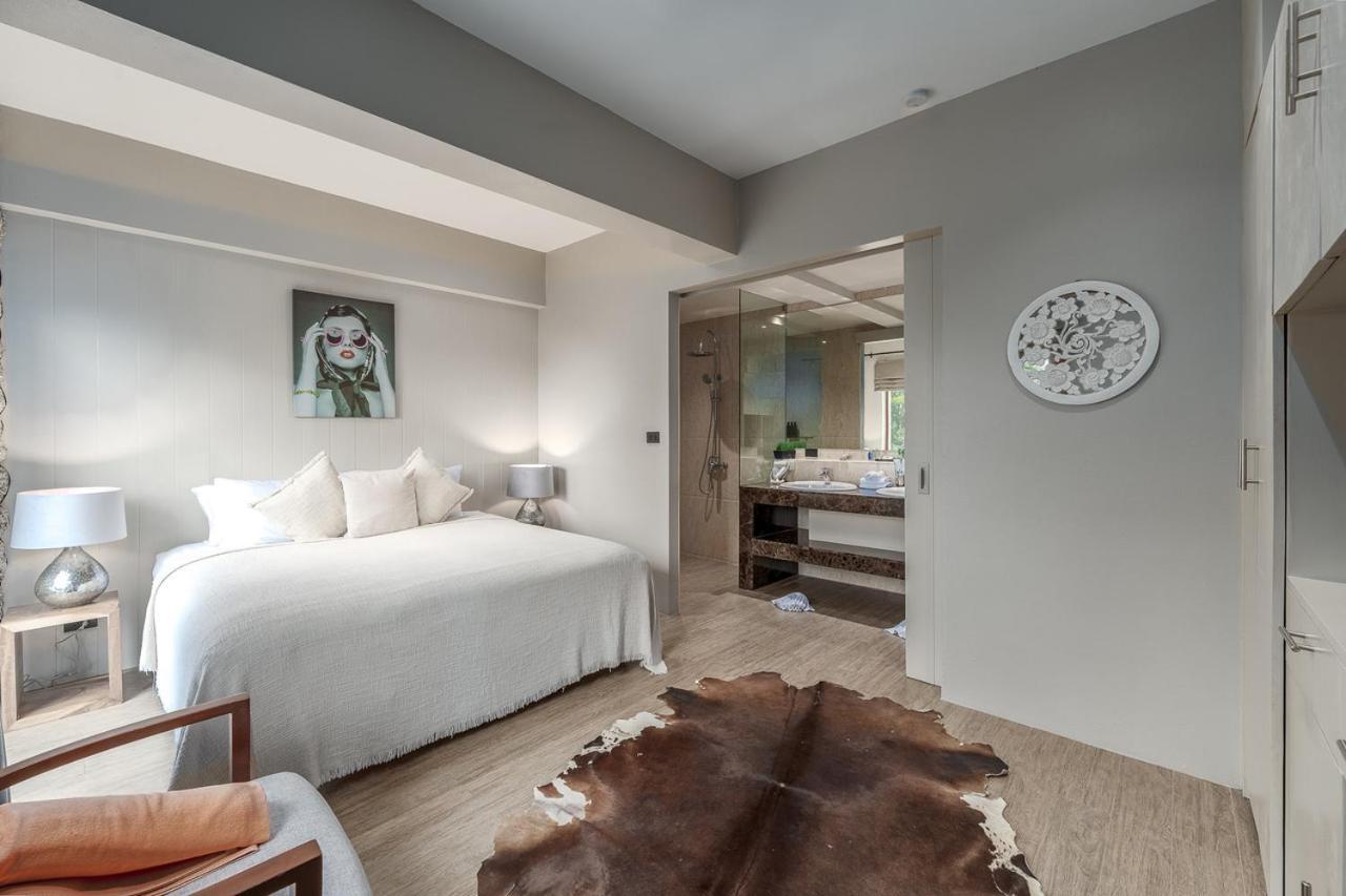 Baan Phu Prana Boutique Villa пляж Сурин Екстер'єр фото